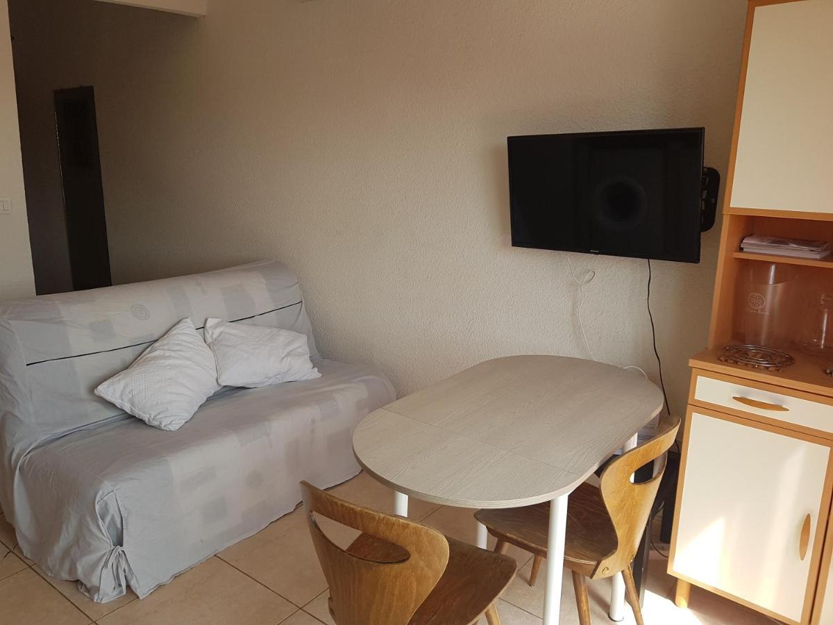 Joli Appartement, Terrasse Plein Sud Roquebrun Eksteriør billede